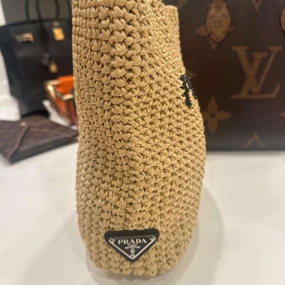 Prada Small crochet tote bag - Picture 2 of 5